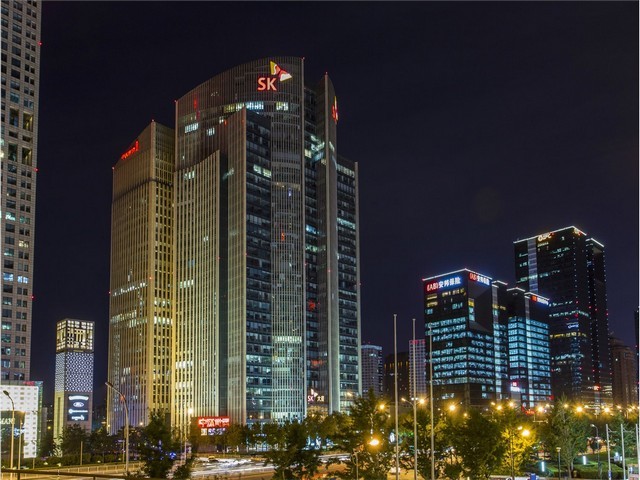 上海晶铸石PC围墙供应公司